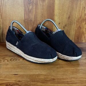 Bobs by Skechers Memory Foam Arch Support size 9.5 Black Espadrilles Round Toe